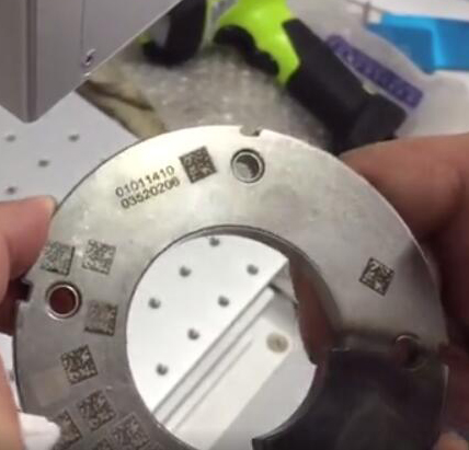 光纖激光打標(biāo)機(jī)金屬打標(biāo)展示